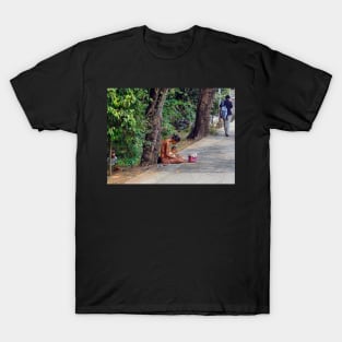 Beggar Mum. T-Shirt